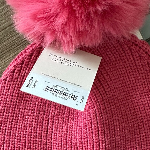 Women’s hat and mittens set - Picture 2 of 3